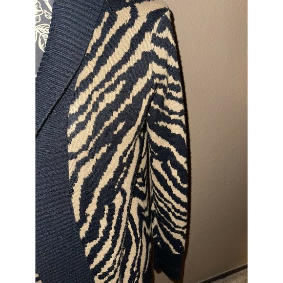 Forever 21 Tiger Cheetah Print Shawl Cardigan Knit Sweater Open Front Small HTF - Picture 4 of 9